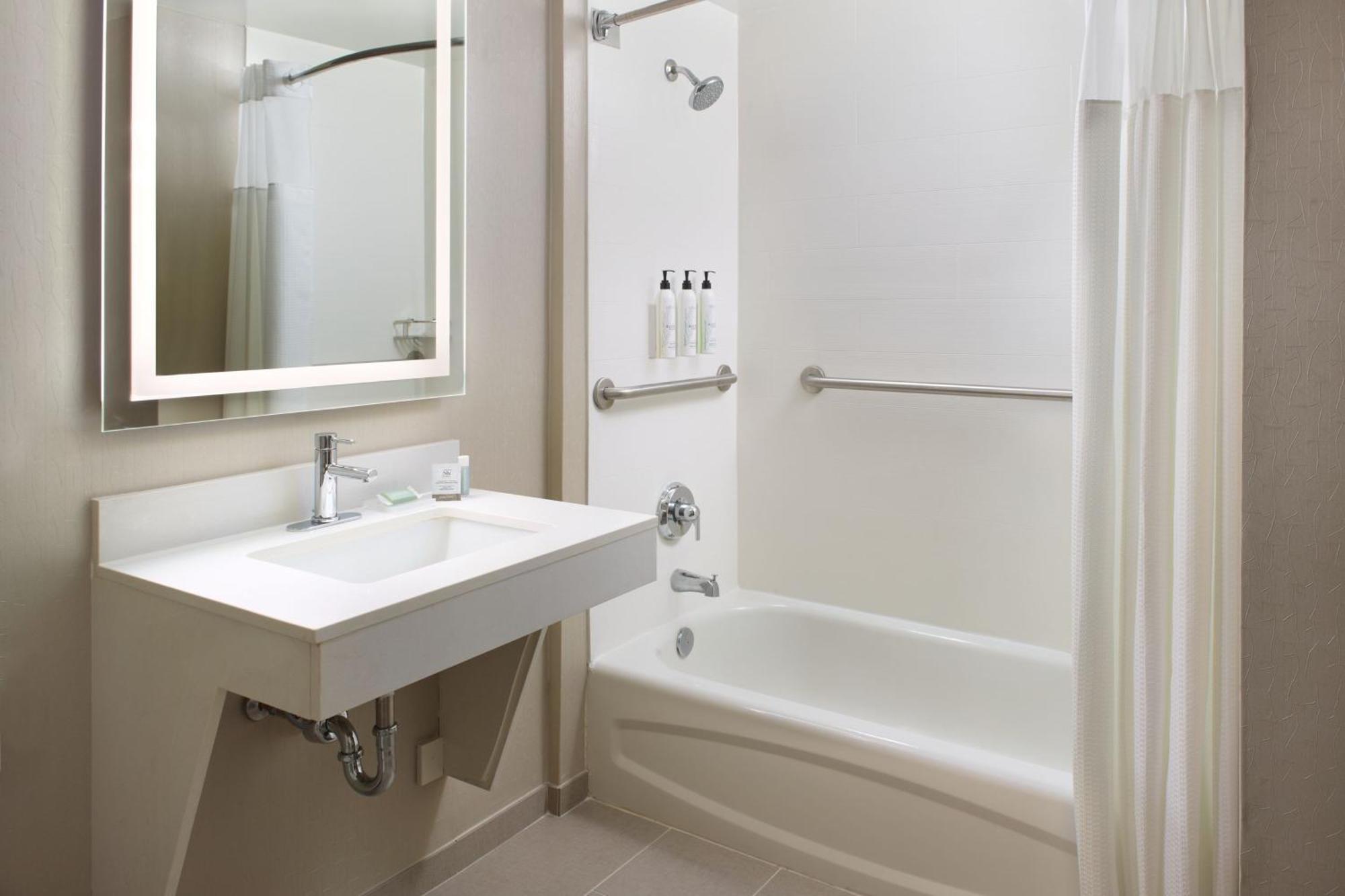 Springhill Suites Raleigh-Durham Airport/Research Triangle Park Ngoại thất bức ảnh