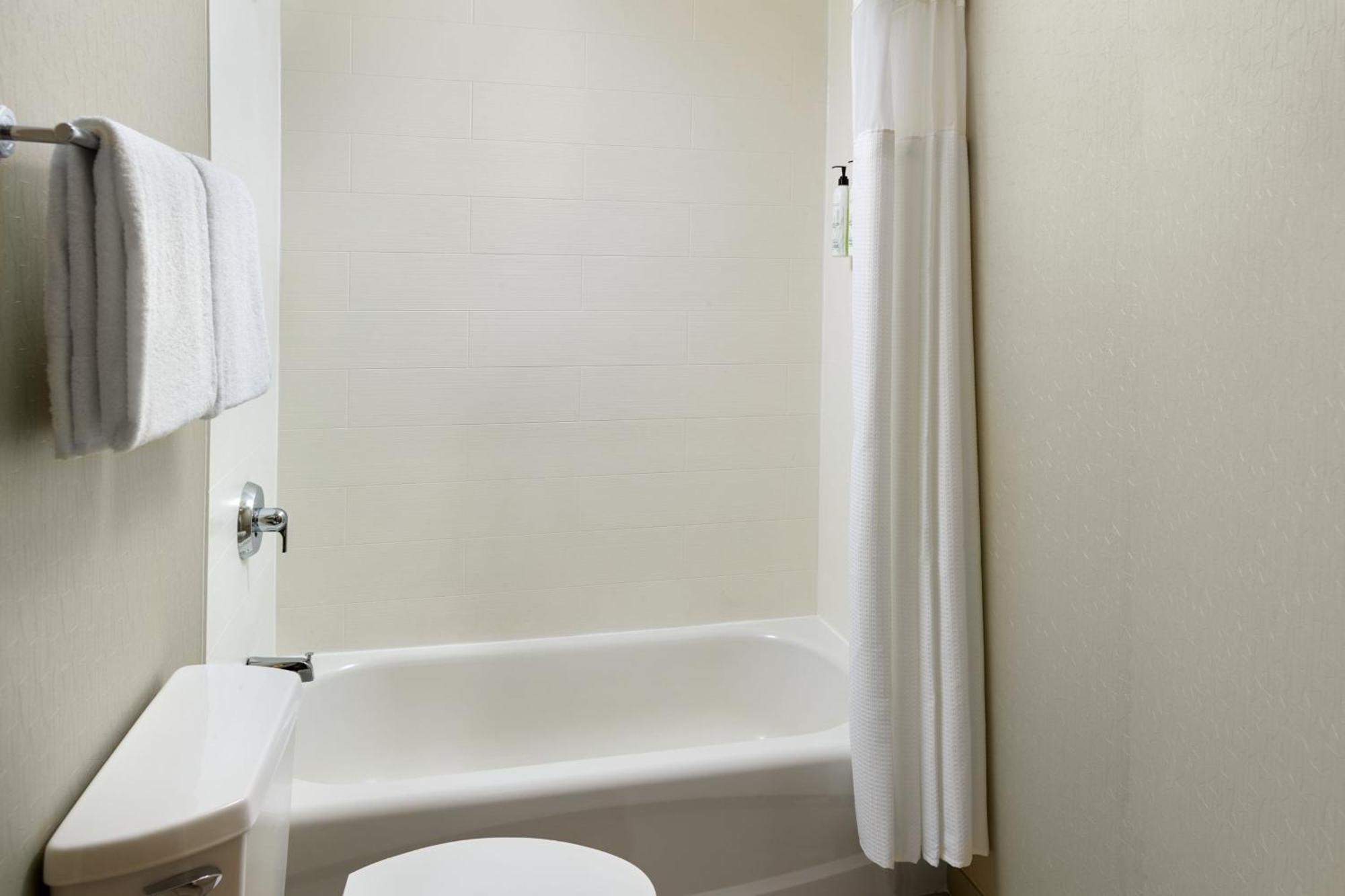 Springhill Suites Raleigh-Durham Airport/Research Triangle Park Ngoại thất bức ảnh